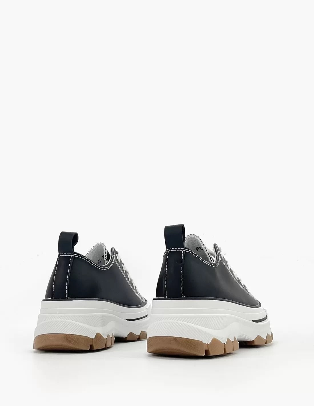 Deportivas Platform One®